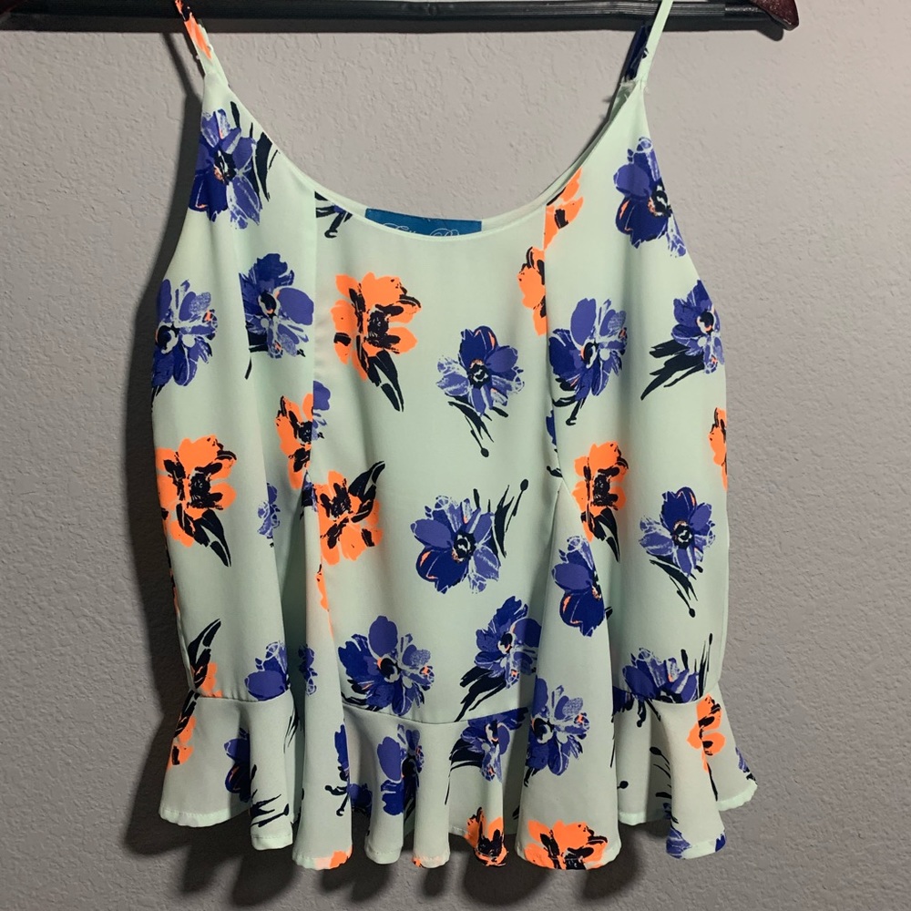 Floral tank top with ruffles
